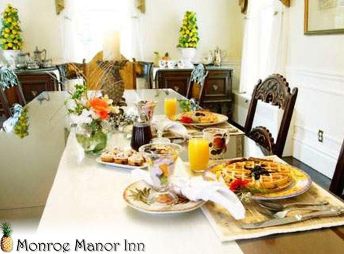 Monroe Manor Inn South Haven Extérieur photo