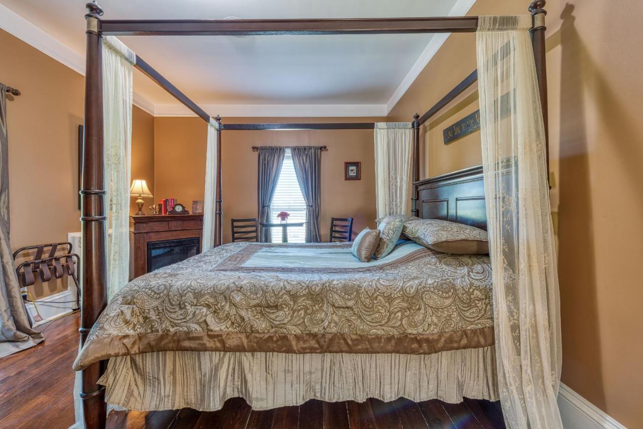 Monroe Manor Inn South Haven Extérieur photo