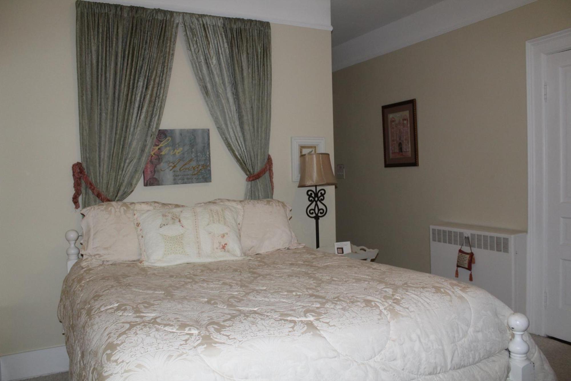 Monroe Manor Inn South Haven Chambre photo